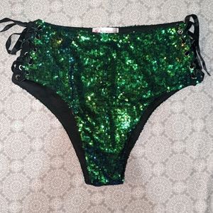 Rave Wonderland, Green Sequence Rave Bottoms